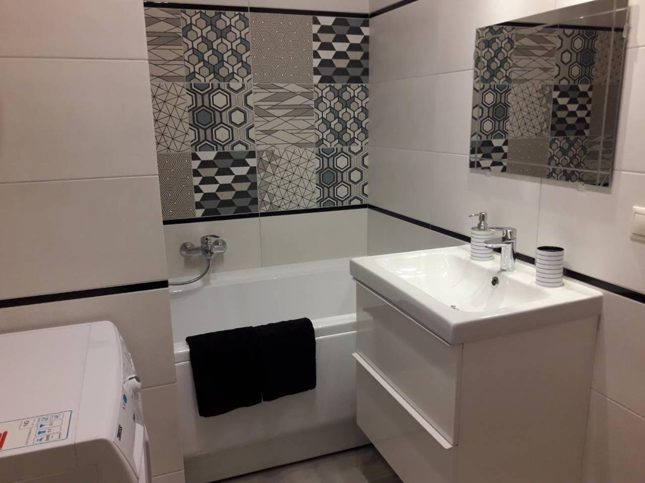 Comfort Apartment On Bogdanivska Street 7B Κίεβο Εξωτερικό φωτογραφία